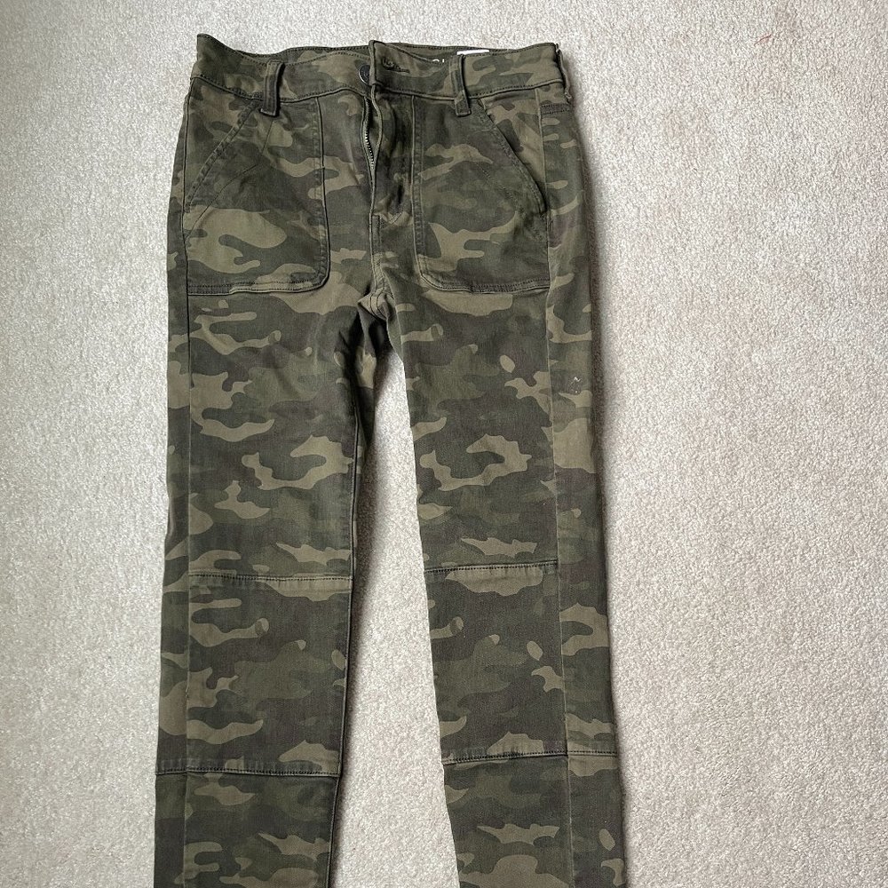 American Eagle Camouflage Jeans